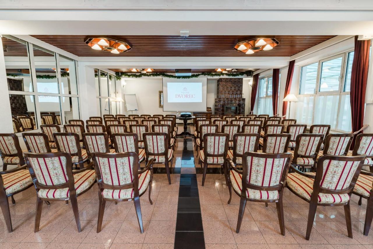 Hotel Dvorec Tolmin Εξωτερικό φωτογραφία